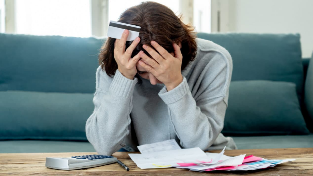 5 Sinais de Desorganização Financeira que Você Não Pode Ignorar